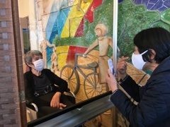 母と娘（家内）