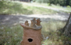 埴輪の頭に小さな埴輪が…