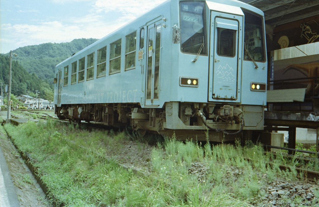 発車前の越美南線Ⅱ