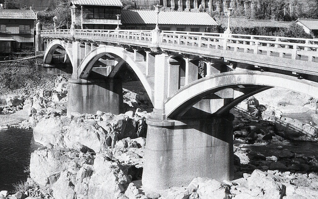 城嶺（しろがね）橋