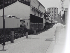 コマ切れに消えゆく家内（笑　～円頓寺・那古野