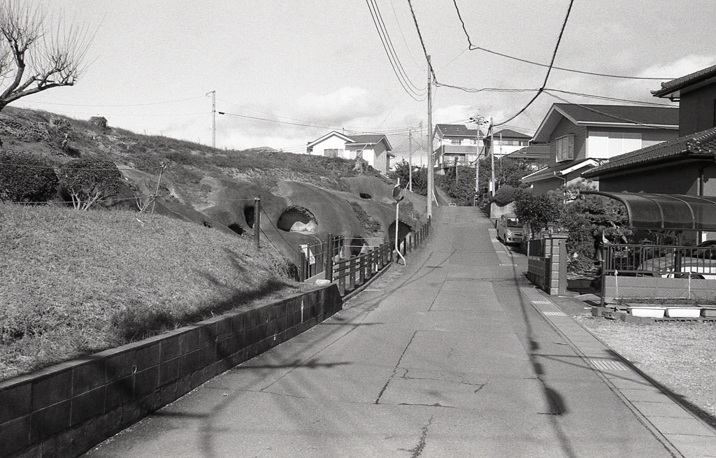 住宅群と柏谷横穴群