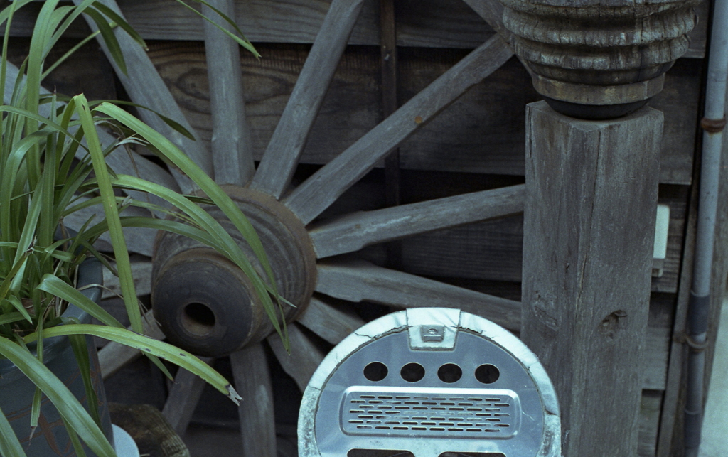 徘徊老人カメラマンの一服　～今池ロマンチカ