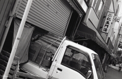 解体資材の銭湯の薪