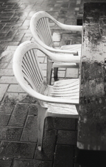 カナールの白い椅子