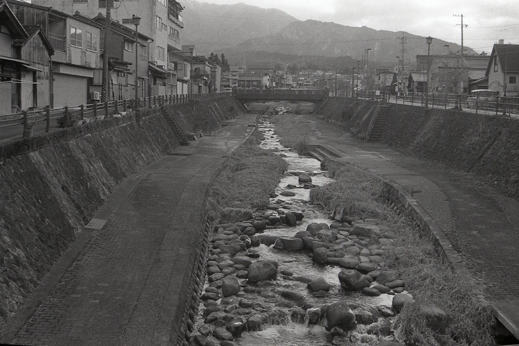 四ツ目川風景