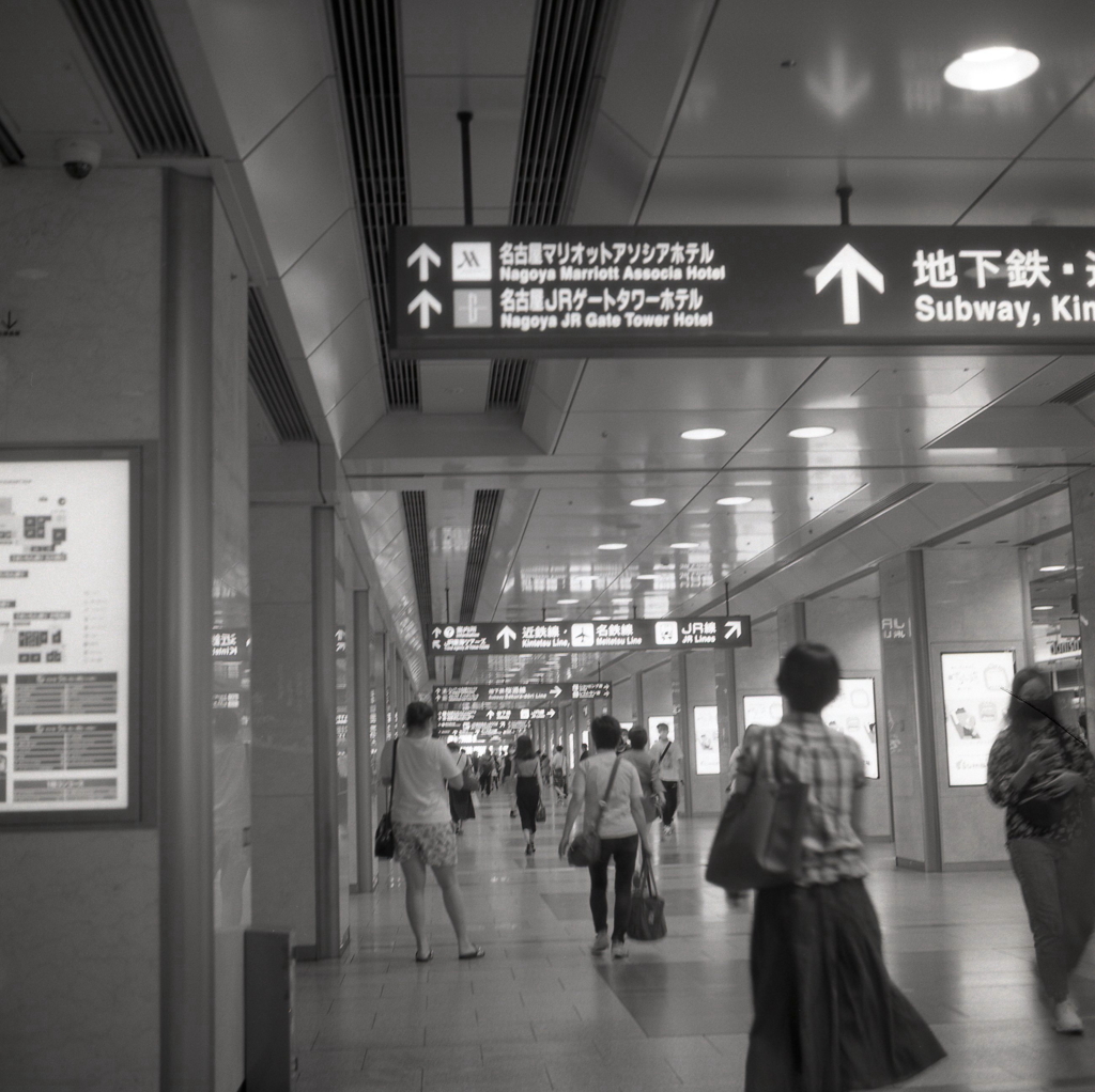 フィルム消化に駅表でも…（笑