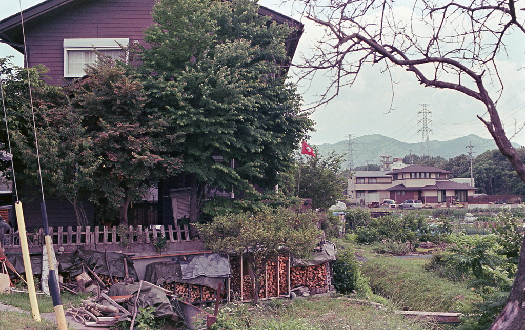 田園地帯の喫茶店「岳」