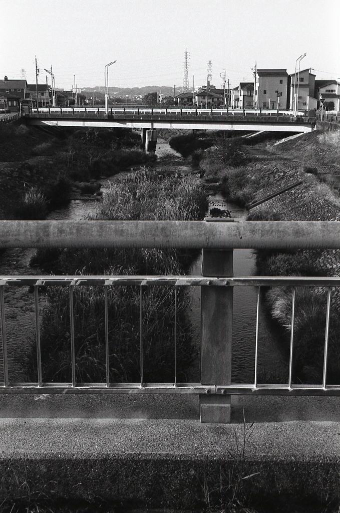 内津川の橋を歩く