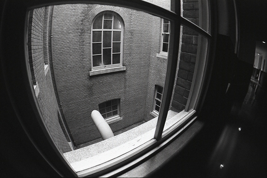 Foma400でD23試写の小旅