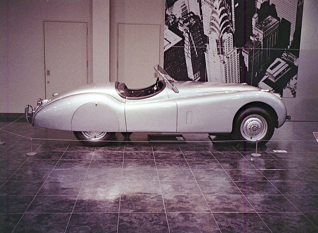 ジャガーXK120