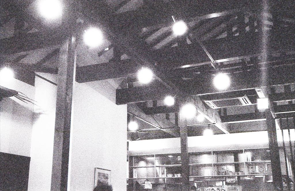 粒子感のあるカフェ