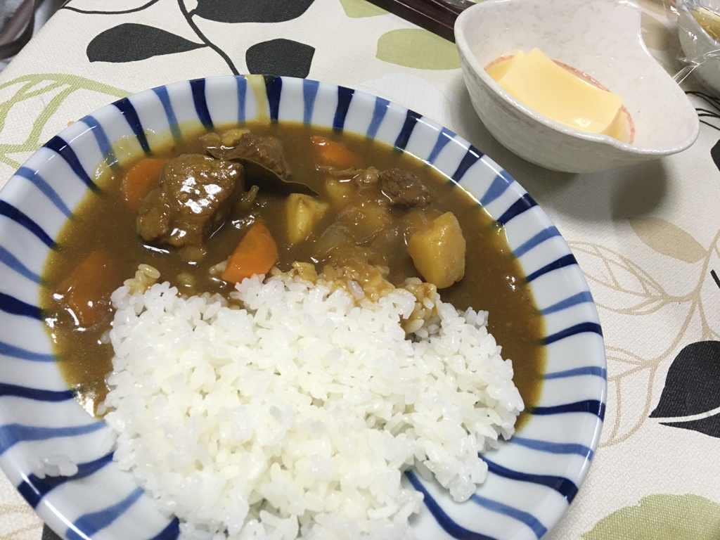 小学校の林間学校以来ですが…カレーライス