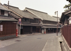 瓦屋根がつづく風景