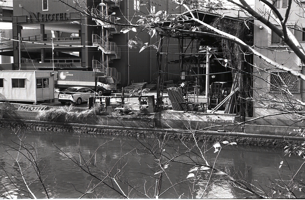 堀川沿いの材木商