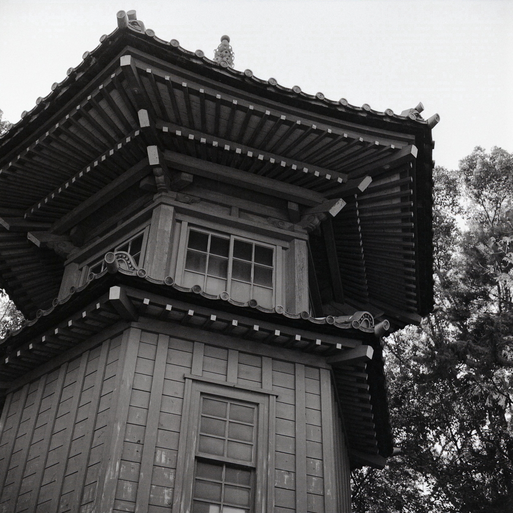 六賢台　～東京モノクロ