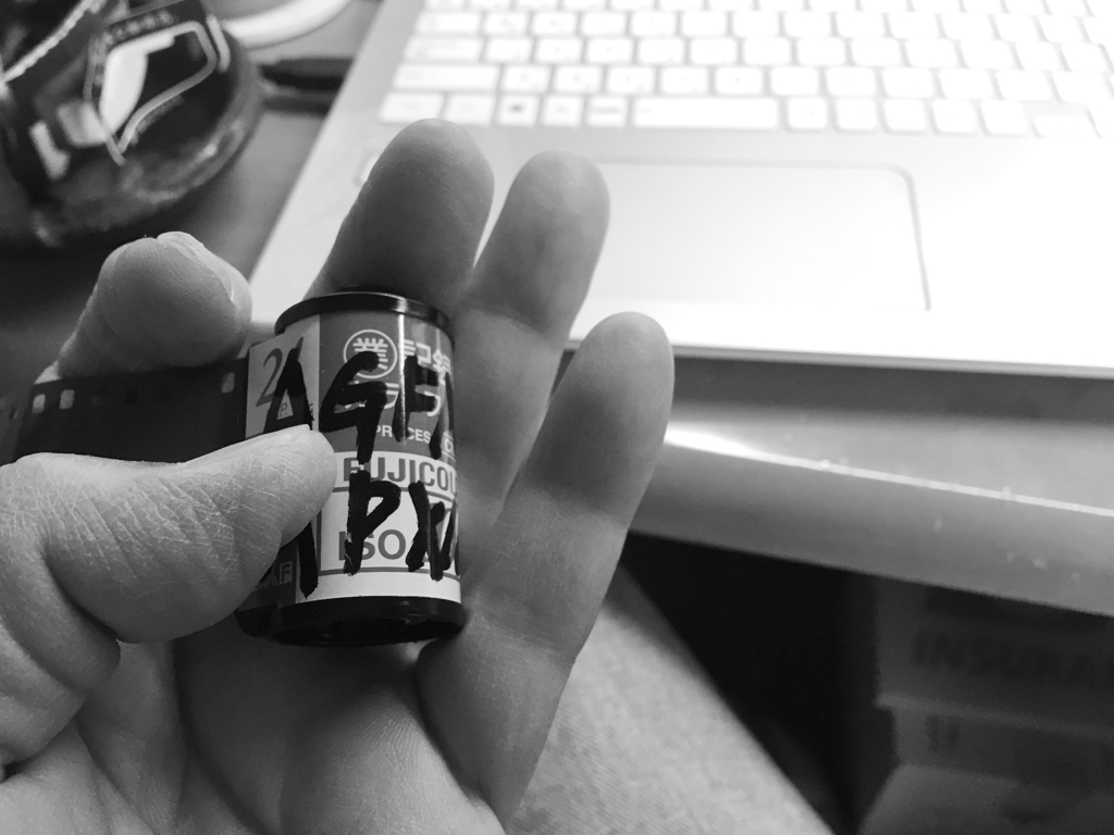 レチネッテにはAGFAのモノクロでした。