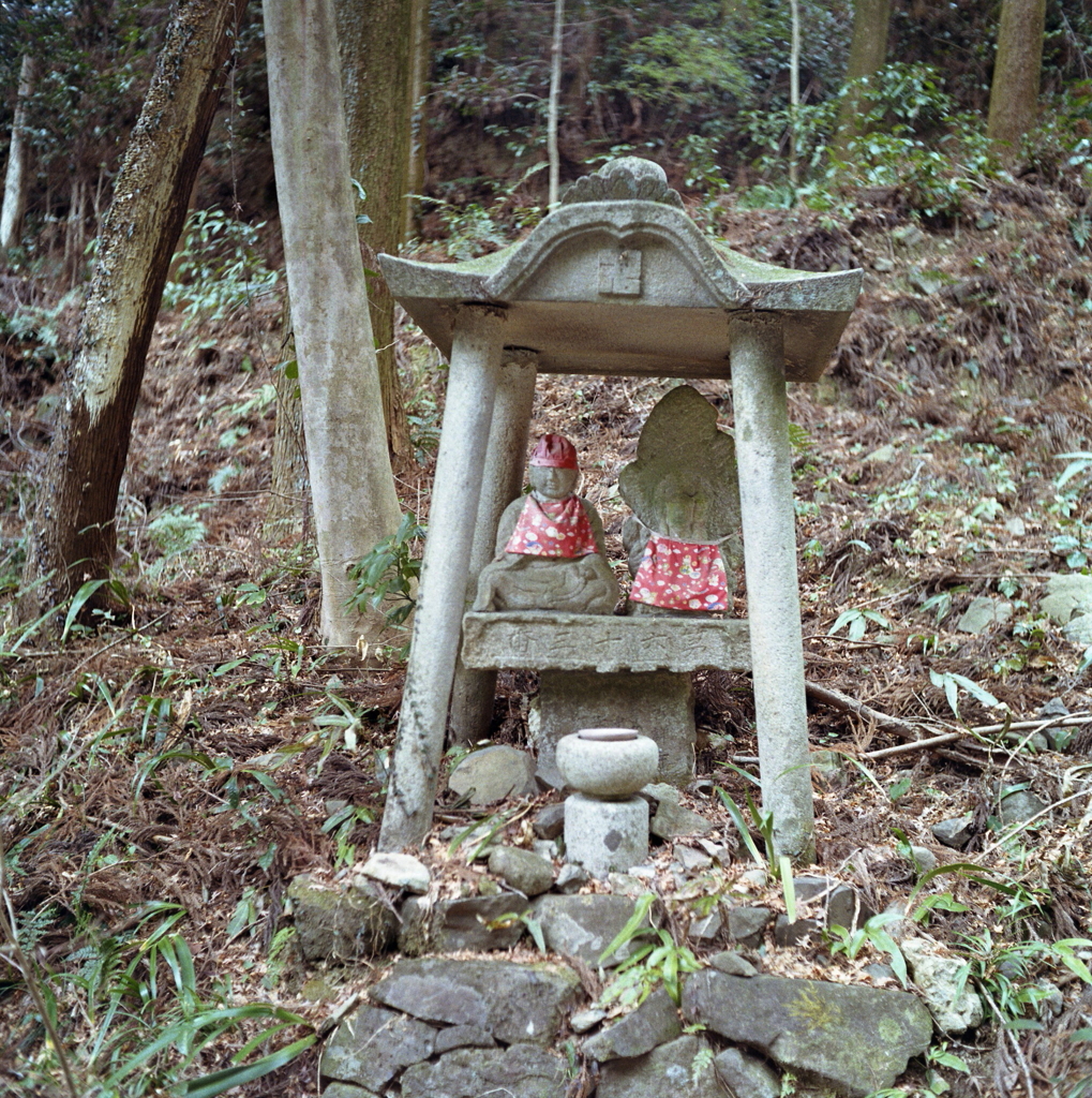 石屋根の石地蔵Ⅱ