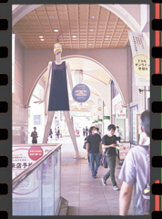 コロナ対策のナナちゃん人形