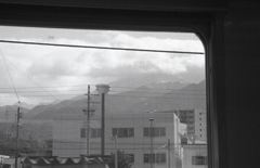 高い山々が見えてきた、さあ降りようか。
