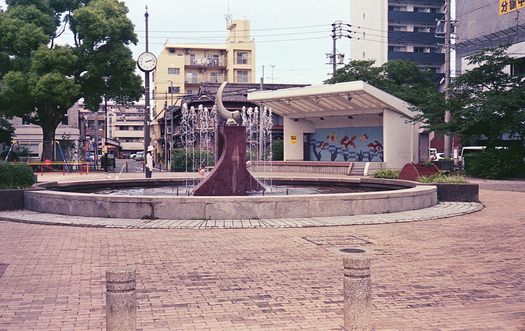 尾頭橋公園（通称金魚公園）