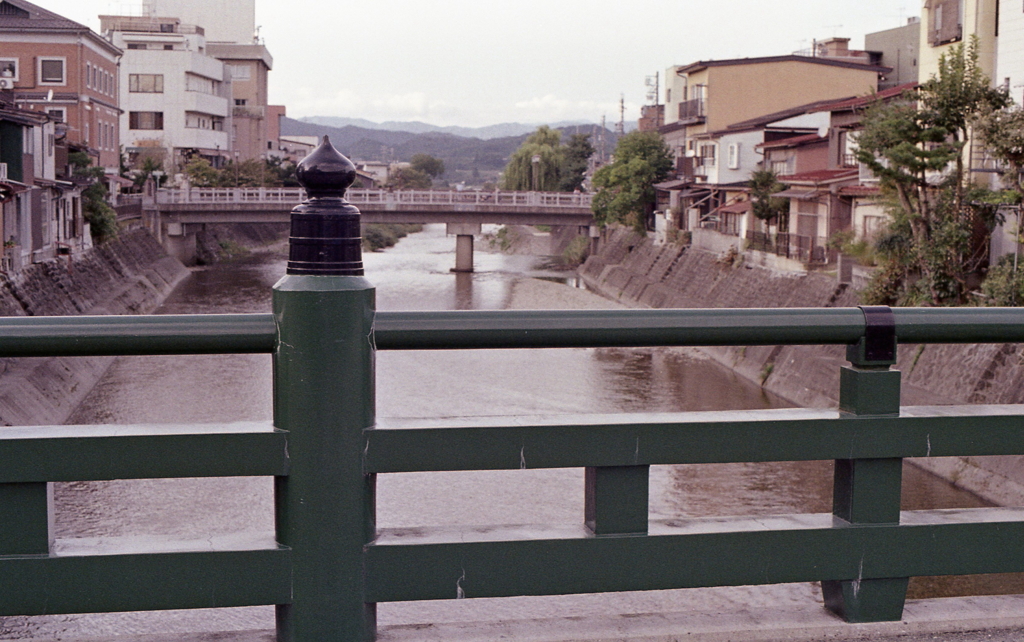 やなぎはしから…