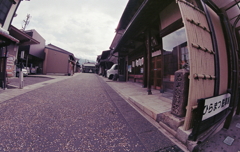 緩やかな坂の旧街道 緩やかな坂の旧街道