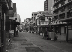 レインコート羽織って雨の大曾根