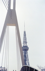 セントラルブリッジとテレビ塔