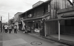 裏通りの書店・大正堂兼松書店