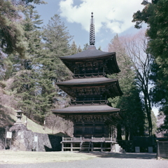 真楽寺三重塔