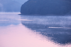 朝靄のボート