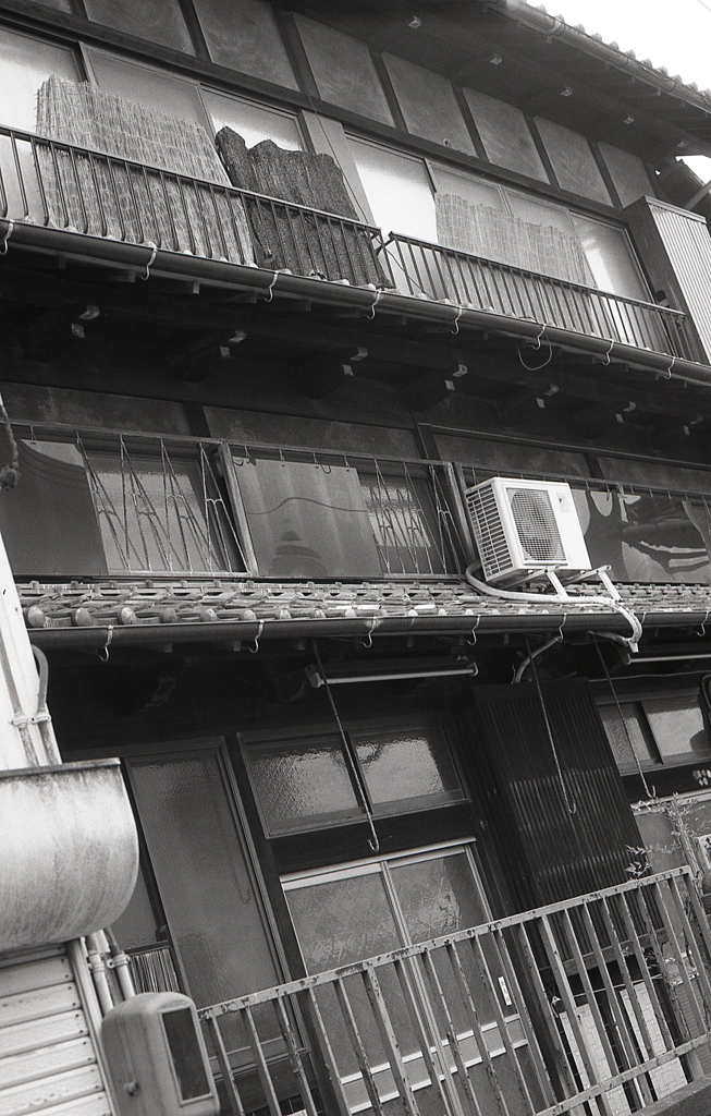 古い木造三階建築住宅