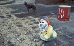 児童公園の小人