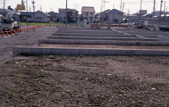 一体これだけの家々が必要なのだろうか？