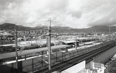 雪残る篠ノ井駅