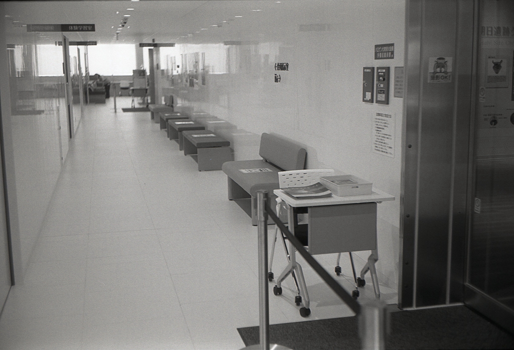 誰もいないフロア