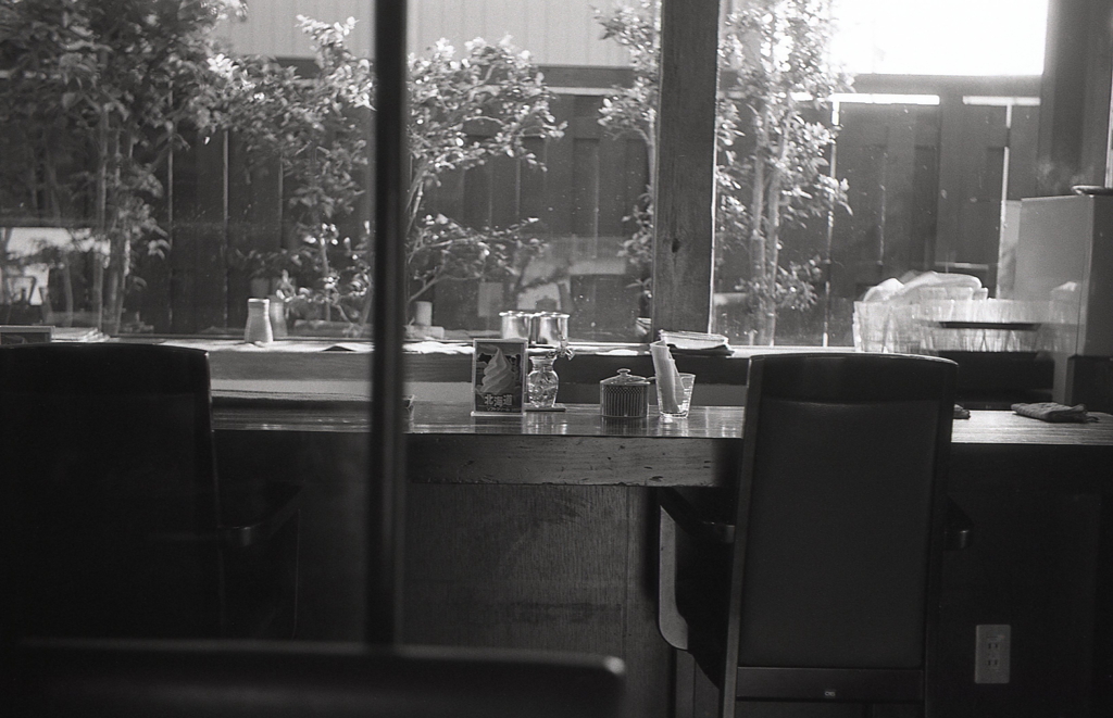 茶店のカウンター