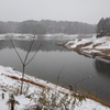 雪舞う松野湖