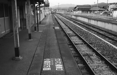 小淵沢方面への線路