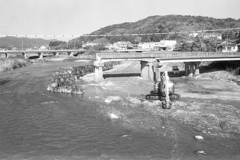 土岐川の半ばまでの石橋