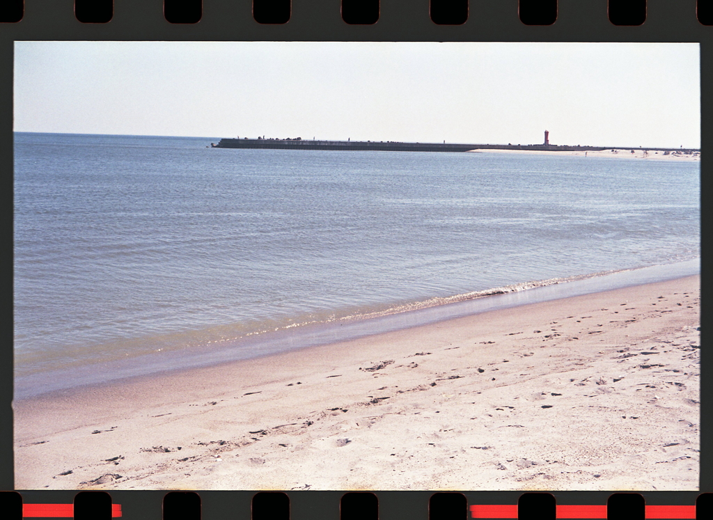 べたなぎの浜辺