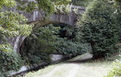 用水上流部からの「ねじり橋」