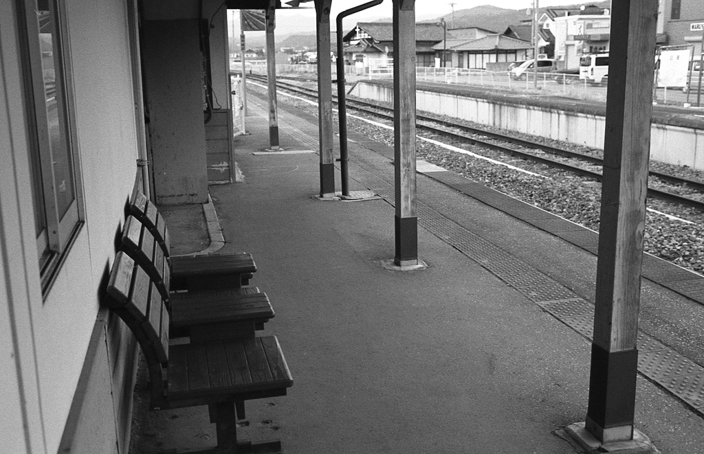 無人駅だからホームまで