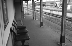 無人駅だからホームまで