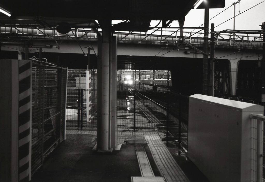 雨の金山総合駅Ⅳ　～お見流しフォト（苦笑