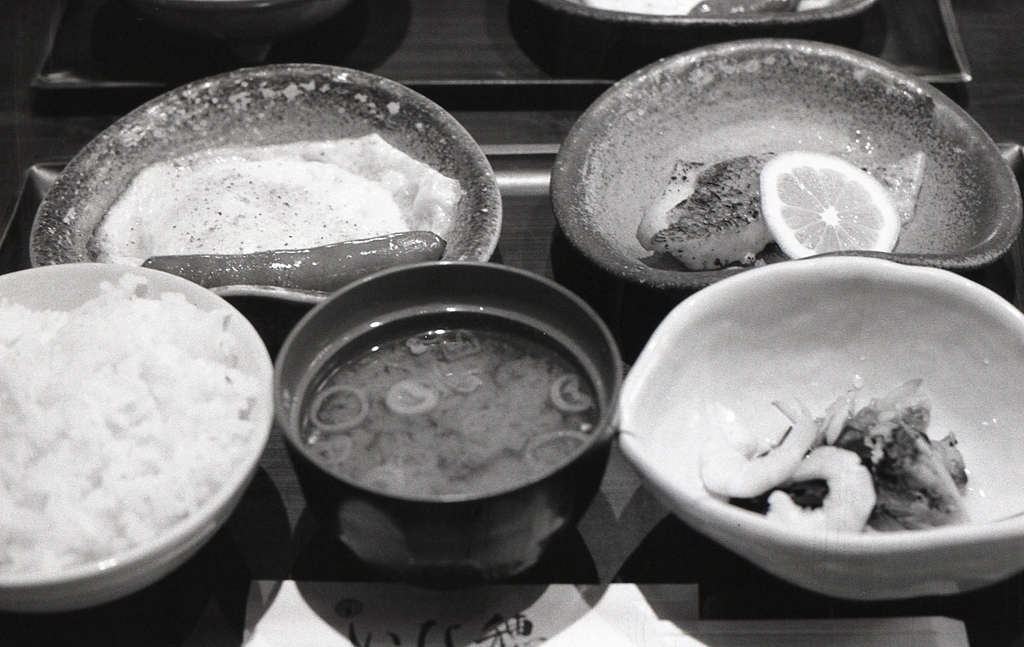 稲穂のワンコイン「焼き魚モーニング」