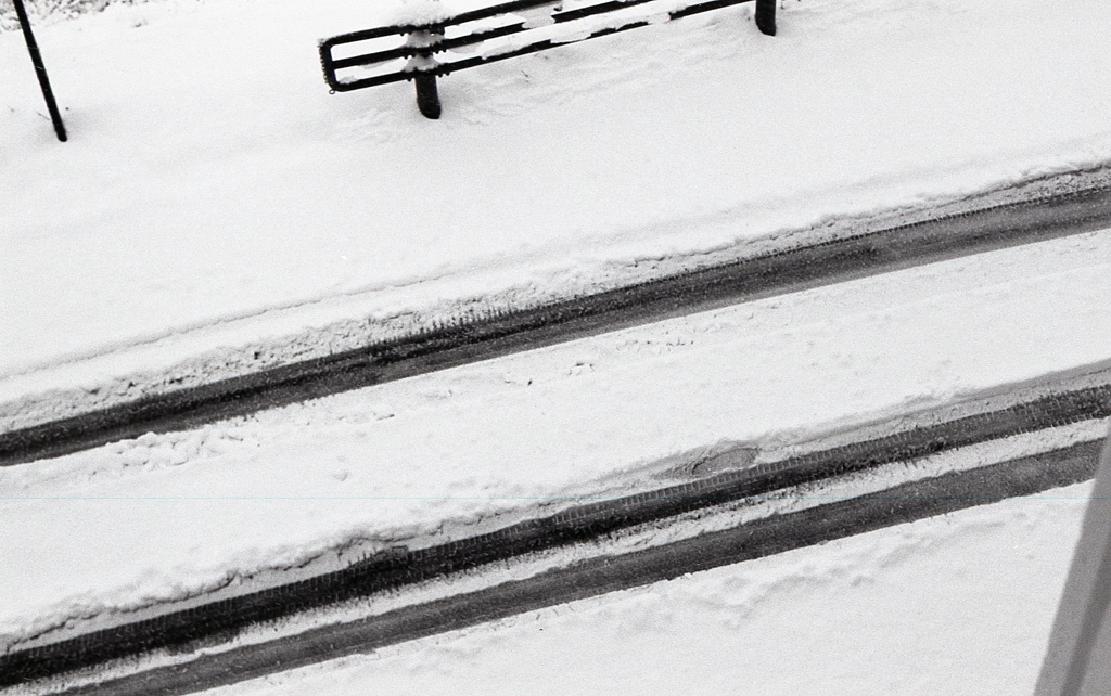 雪は降る、あなたは来ない…って誰じゃい！