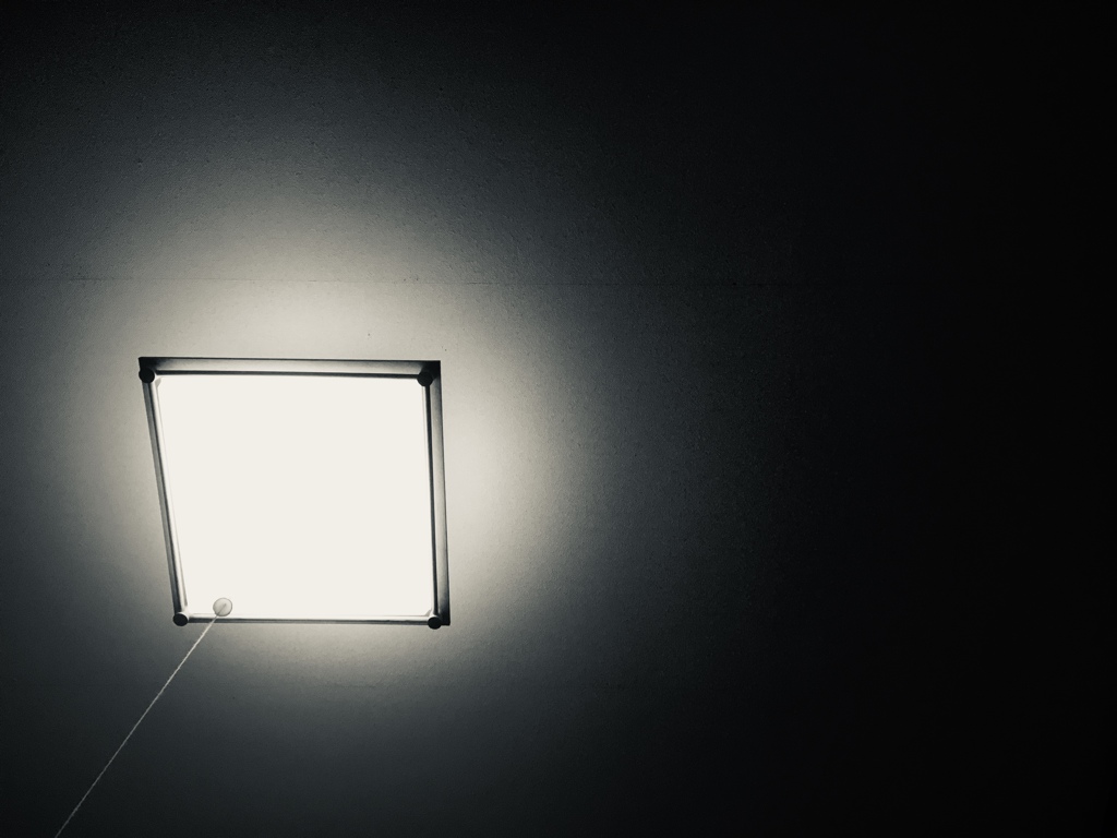 体調悪し…もう寝る。
