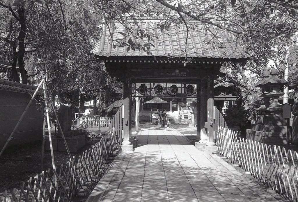 新井薬師　～東京モノクロ